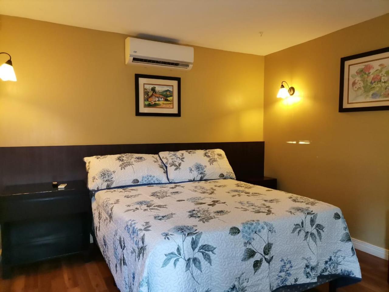 Airport Costa Rica B&B Rio Segundo Bagian luar foto