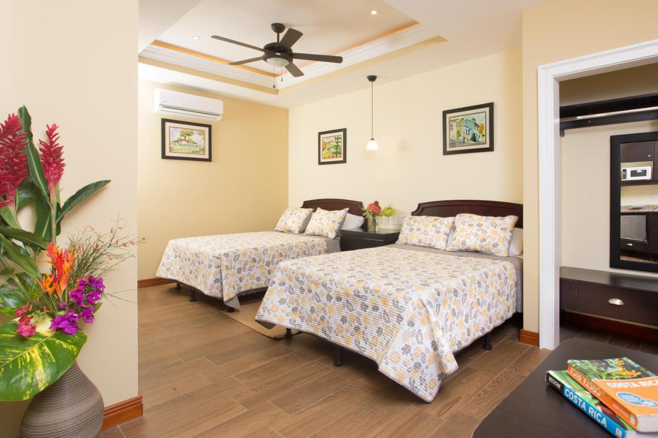Airport Costa Rica B&B Rio Segundo Bagian luar foto